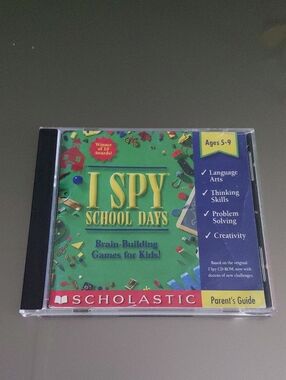 Scholastic I SPY School Days Interactive CD Rom Game She's 5-9.